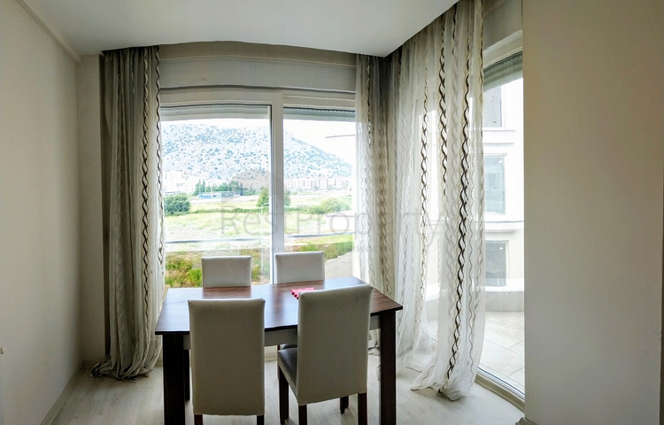 شقة 2 + 1 مع أثاث في منطقة ليمان على بعد 650 م من البحر