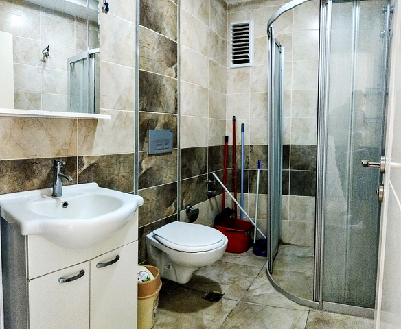 شقة 2 + 1 مع أثاث في منطقة ليمان على بعد 650 م من البحر