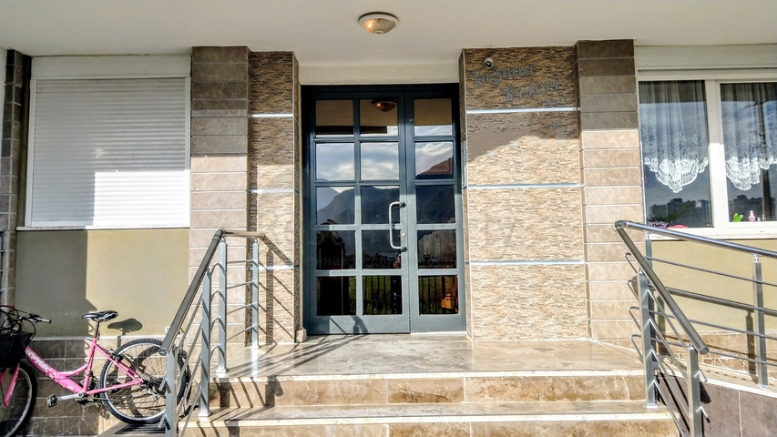 شقة 2 + 1 مع أثاث في منطقة ليمان على بعد 650 م من البحر