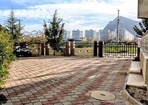 شقة 2 + 1 مع أثاث في منطقة ليمان على بعد 650 م من البحر