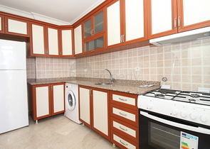 شقة بسعر مغرِ في الانيا / محمودلار