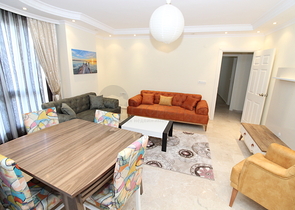 شقة بسعر مغرِ في الانيا / محمودلار