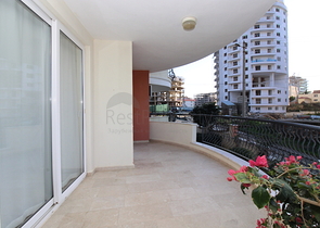 شقة بسعر مغرِ في الانيا / محمودلار