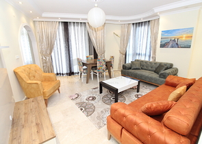 شقة بسعر مغرِ في الانيا / محمودلار