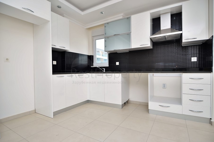 دوبلكس ثلاث غرف وصالة ضمن مجمع سكني حديث في افسلار / الانيا 