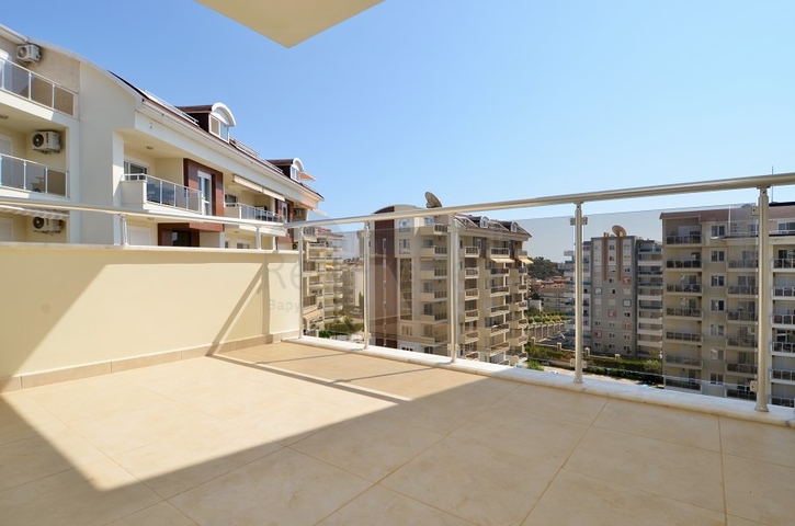 دوبلكس ثلاث غرف وصالة ضمن مجمع سكني حديث في افسلار / الانيا 