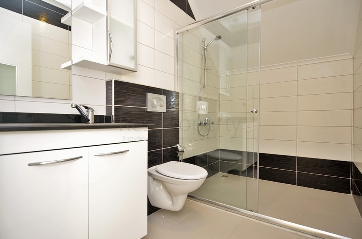 دوبلكس ثلاث غرف وصالة ضمن مجمع سكني حديث في افسلار / الانيا 