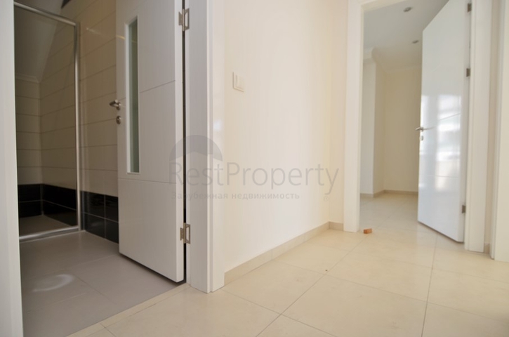 دوبلكس ثلاث غرف وصالة ضمن مجمع سكني حديث في افسلار / الانيا 