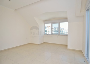 دوبلكس ثلاث غرف وصالة ضمن مجمع سكني حديث في افسلار / الانيا 