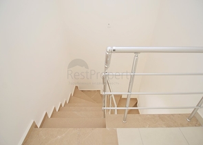 دوبلكس ثلاث غرف وصالة ضمن مجمع سكني حديث في افسلار / الانيا 