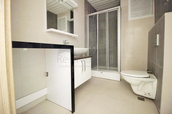 شقة بغرفة نوم وصالة في الانيا / كاستيل 