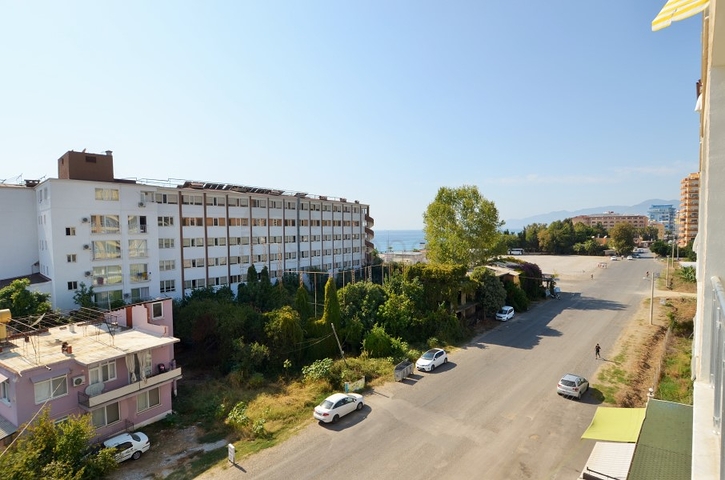 بسعر مناسب - شقة غرفتين وصالة قريبة من البحر في كارجي جاك / الانيا 