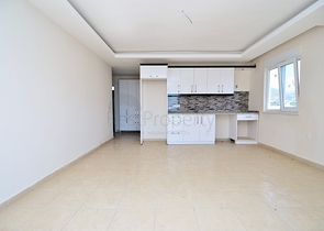 بسعر مناسب - شقة غرفتين وصالة قريبة من البحر في كارجي جاك / الانيا 