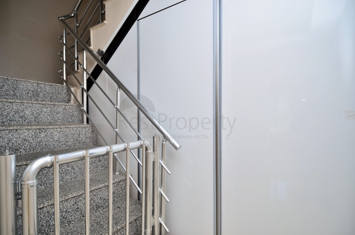 شقة واسعة بخمس غرف نوم في كاستل / الانيا 