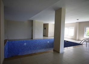 شقة واسعة بخمس غرف نوم في كاستل / الانيا 