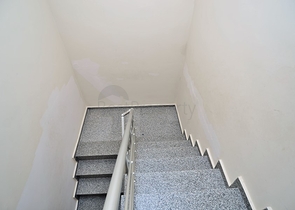 شقة واسعة بخمس غرف نوم في كاستل / الانيا 