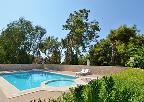 في احضان الطبيعة - شقة غرفة نوم وصالة ضمن مجمع حديث 