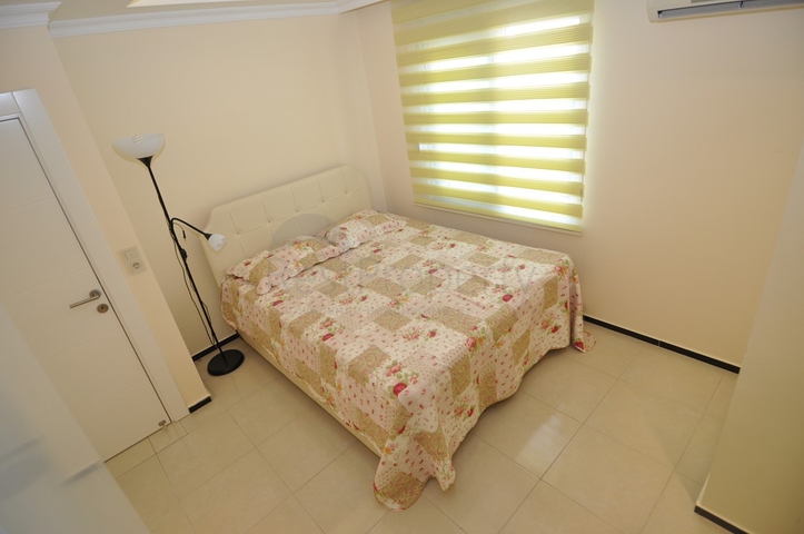 شقة بغرفتي نوم وصالة في ألانيا / كاستل 