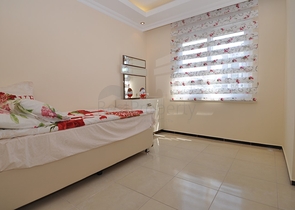 شقة بغرفتي نوم وصالة في ألانيا / كاستل 