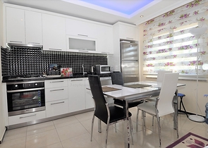 شقة بغرفتي نوم وصالة في ألانيا / كاستل 