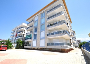 شقة بغرفتي نوم وصالة في ألانيا / كاستل 