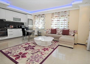 شقة بغرفتي نوم وصالة في ألانيا / كاستل 