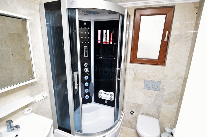 شقة بغرفتي نوم وصالة في الانيا / توسمور 