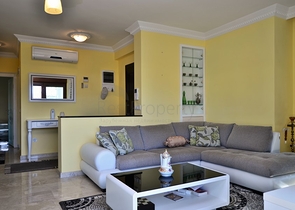 شقة بغرفتي نوم وصالة في الانيا / توسمور 