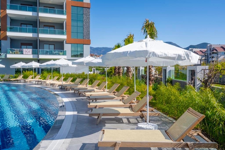 شقق عائلية واسعة ضمن مجمع سكني خمس نجوم في اوبا / الانيا 