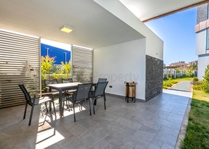 شقق عائلية واسعة ضمن مجمع سكني خمس نجوم في اوبا / الانيا 