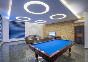 شقق عائلية واسعة ضمن مجمع سكني خمس نجوم في اوبا / الانيا 