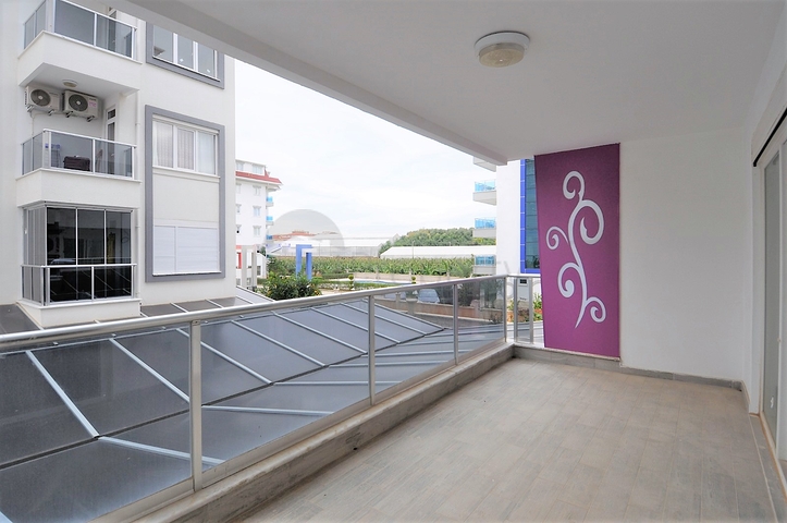 شقة بغرفة نوم وصالة في كاستيل / الانيا 