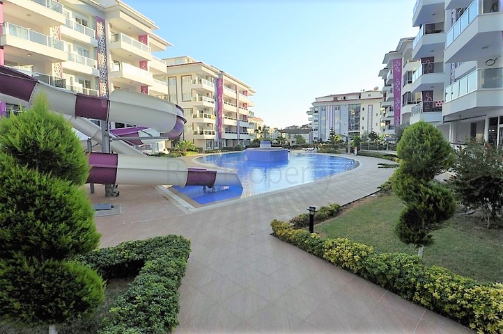 شقة بغرفة نوم وصالة في كاستيل / الانيا 