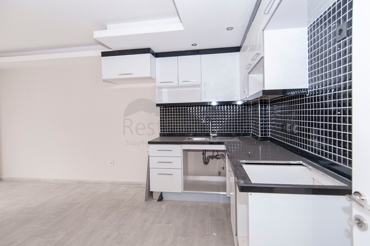 شقة بغرفة نوم وصالة في كاستيل / الانيا 