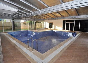 شقة بغرفة نوم وصالة في كاستيل / الانيا 