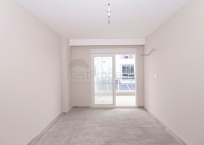 شقة بغرفة نوم وصالة في كاستيل / الانيا 