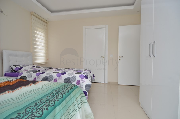 شقة بثلاث غرف نوم في كاستيل / الانيا باطلالات جبلية مميزة