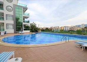 شقة بثلاث غرف نوم في كاستيل / الانيا باطلالات جبلية مميزة