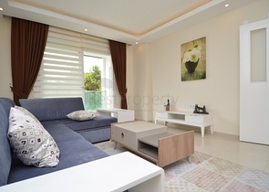 شقة بثلاث غرف نوم في كاستيل / الانيا باطلالات جبلية مميزة