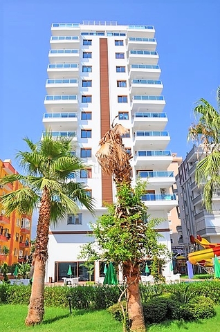 غرفة نوم وصالة مفروضة ضمن مجمع حديث في مهموتلار 