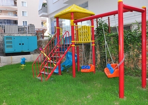 غرفة نوم وصالة مفروضة ضمن مجمع حديث في مهموتلار 