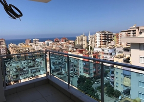 غرفة نوم وصالة مفروضة ضمن مجمع حديث في مهموتلار 