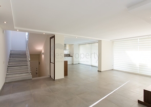 شقق ودوبلكس ضمن مجمع سكني فاخر في الانيا 