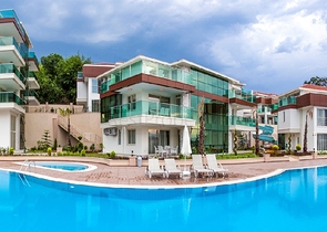 شقق ودوبلكس ضمن مجمع سكني فاخر في الانيا 