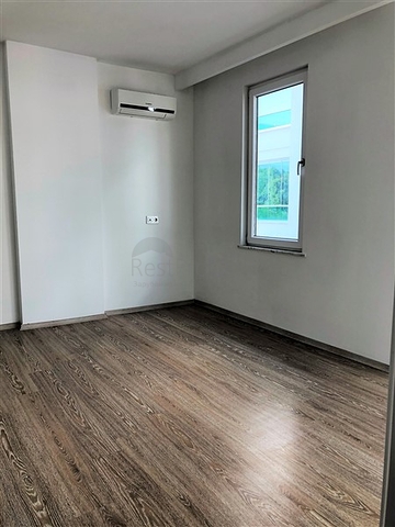 شقة ثلاث غرف نوم في ألانيا / كاستيل مطلة على النهر