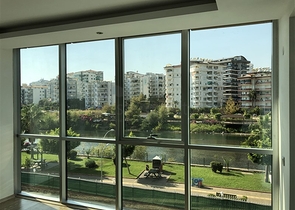 شقة ثلاث غرف نوم في ألانيا / كاستيل مطلة على النهر