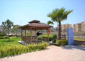 شقة ثلاث غرف نوم في ألانيا / كاستيل مطلة على النهر