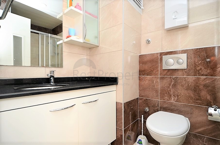 شقة استديو مفروشة ضمن مجمع سكني خمس نجوم في افسلار / الانيا 