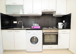 شقة استديو مفروشة ضمن مجمع سكني خمس نجوم في افسلار / الانيا 