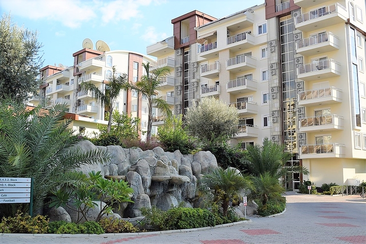 شقة غرفة وصالة مفروشة ضمن مجمع سكني في افسلار / الانيا 